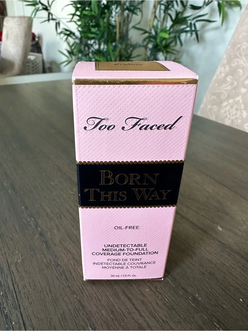 Too Faced Born This Way Foundation - Praline